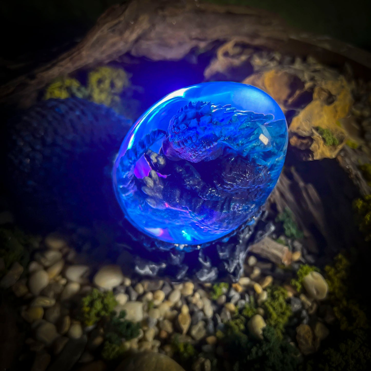 Legendary Monster Hatchlight