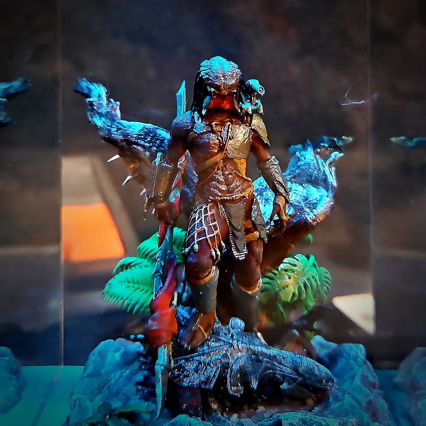 Predator Resin Lamp