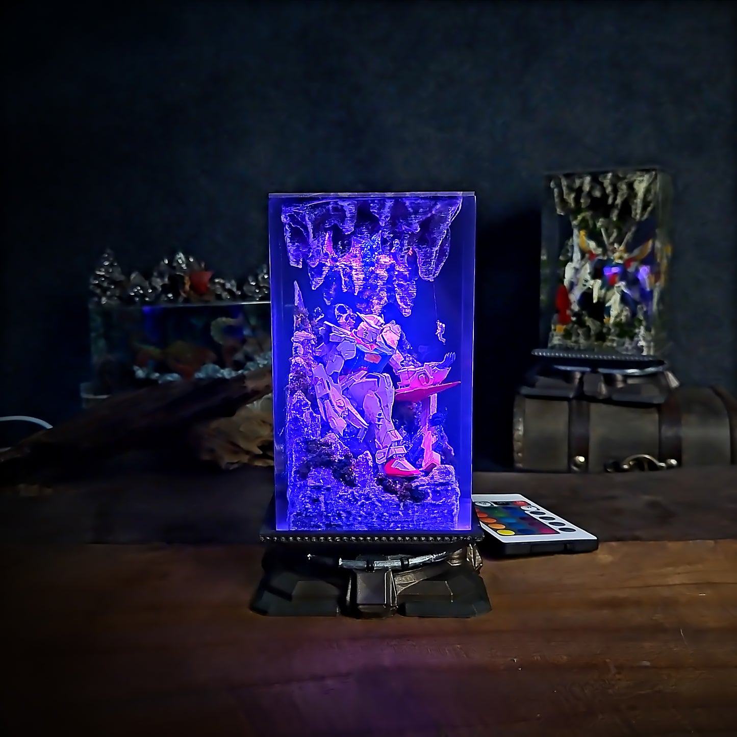 Gundam v1 Resin Lamp