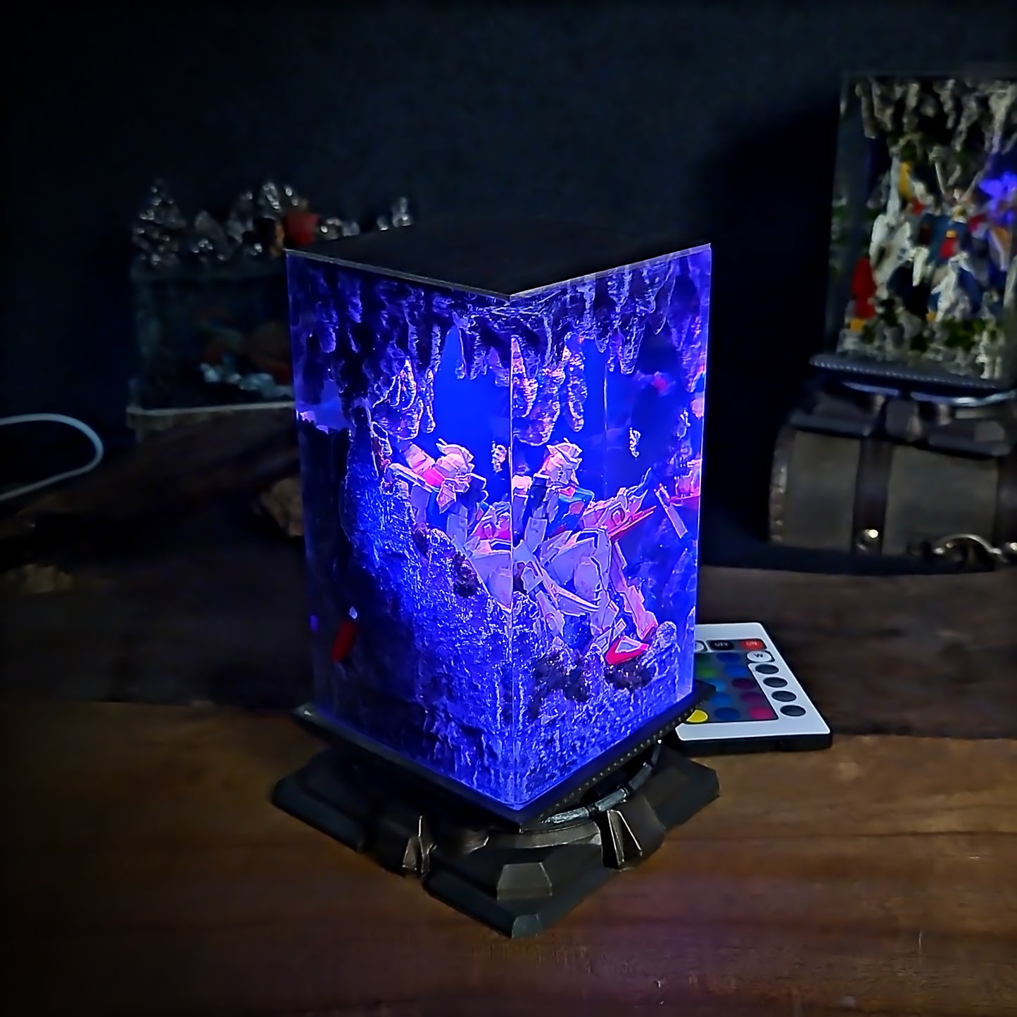Gundam v1 Resin Lamp