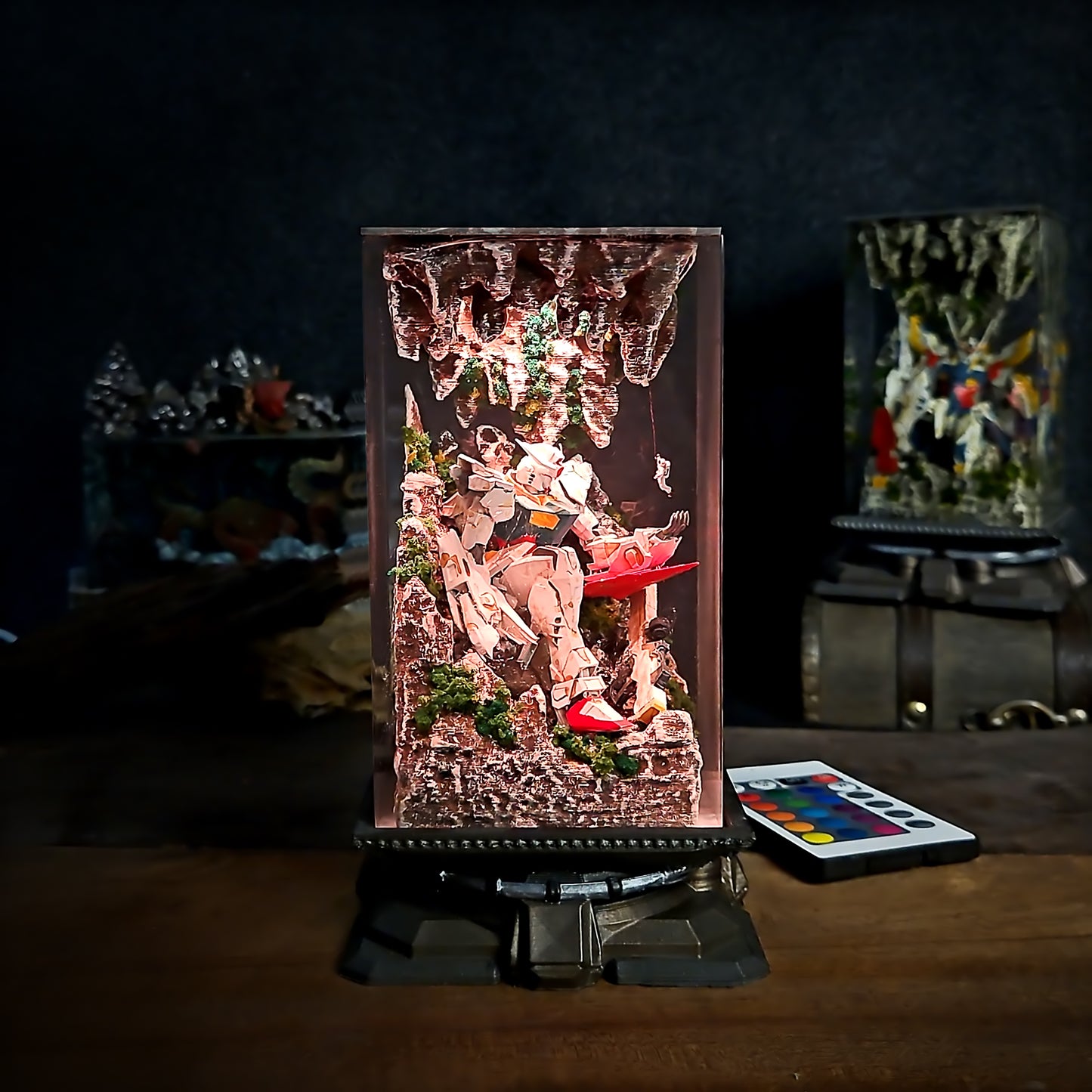 Gundam v1 Resin Lamp