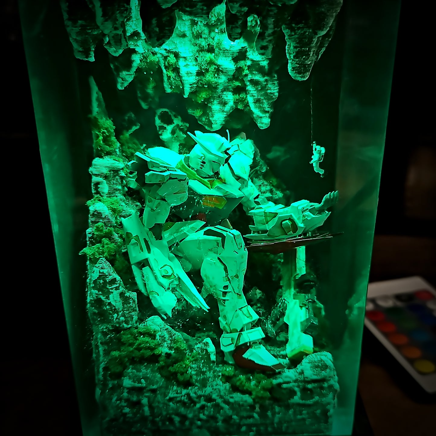 Gundam v1 Resin Lamp