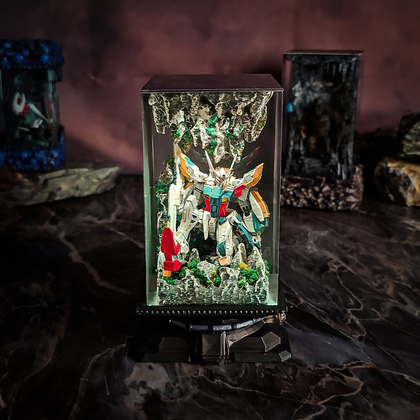 Gundam v2 resin lamp
