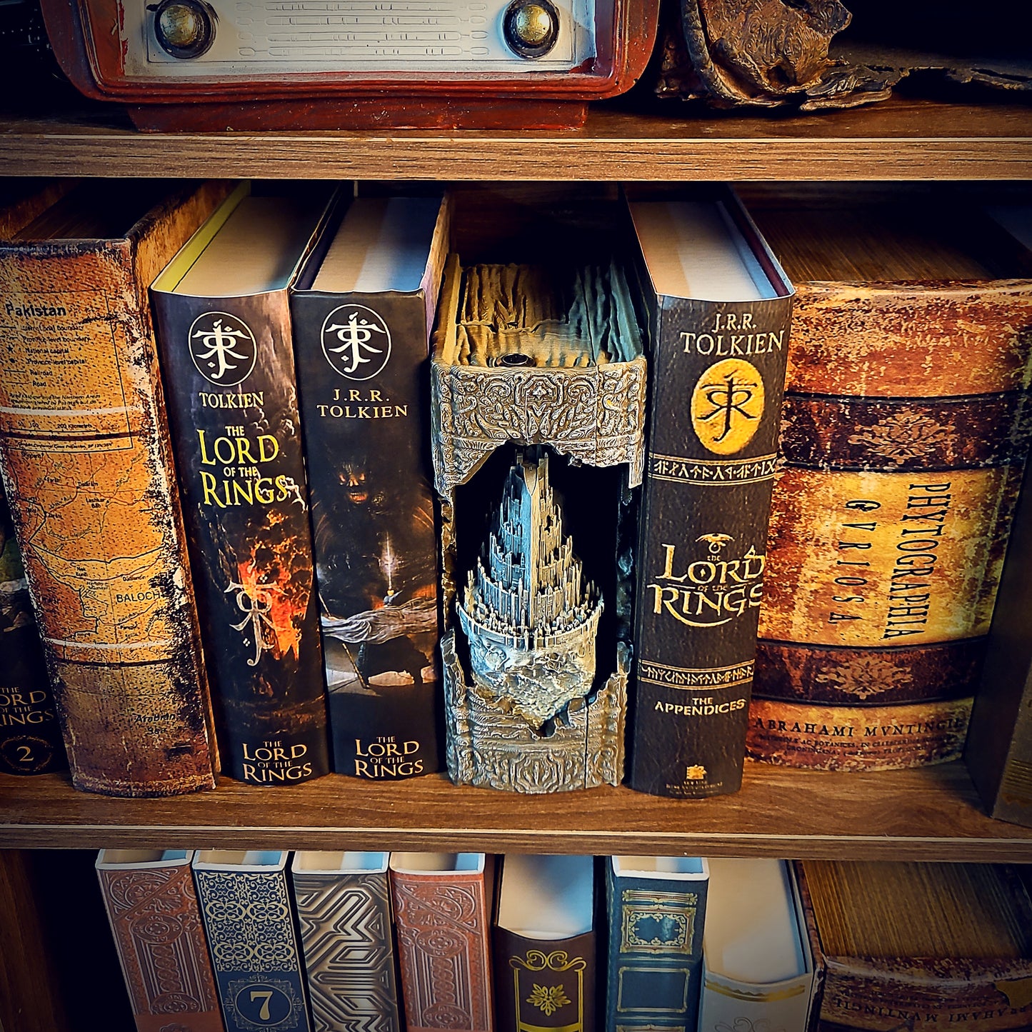 LOTR Book Nook – Handmade Diorama ( Minas Tirith )