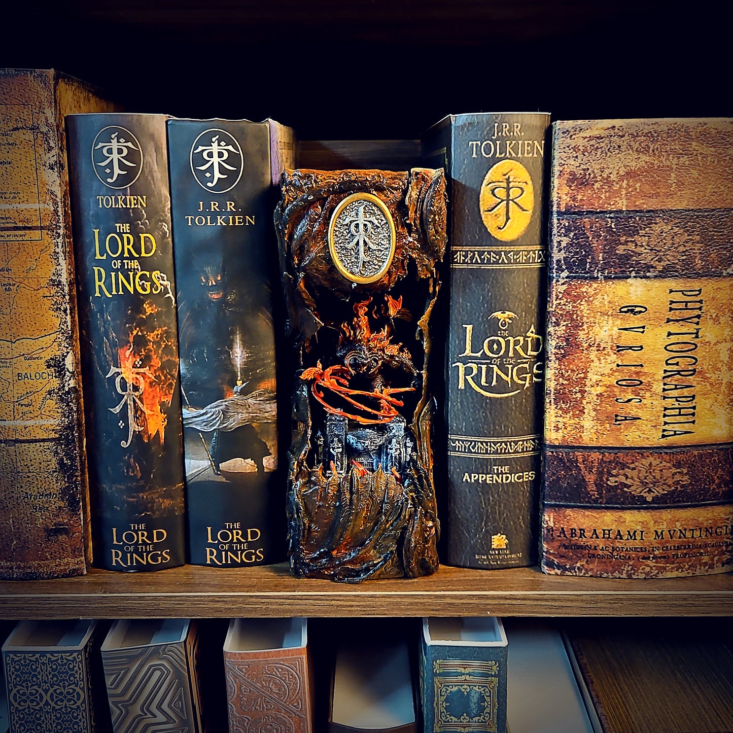 LOTR Book Nook – Handmade Diorama