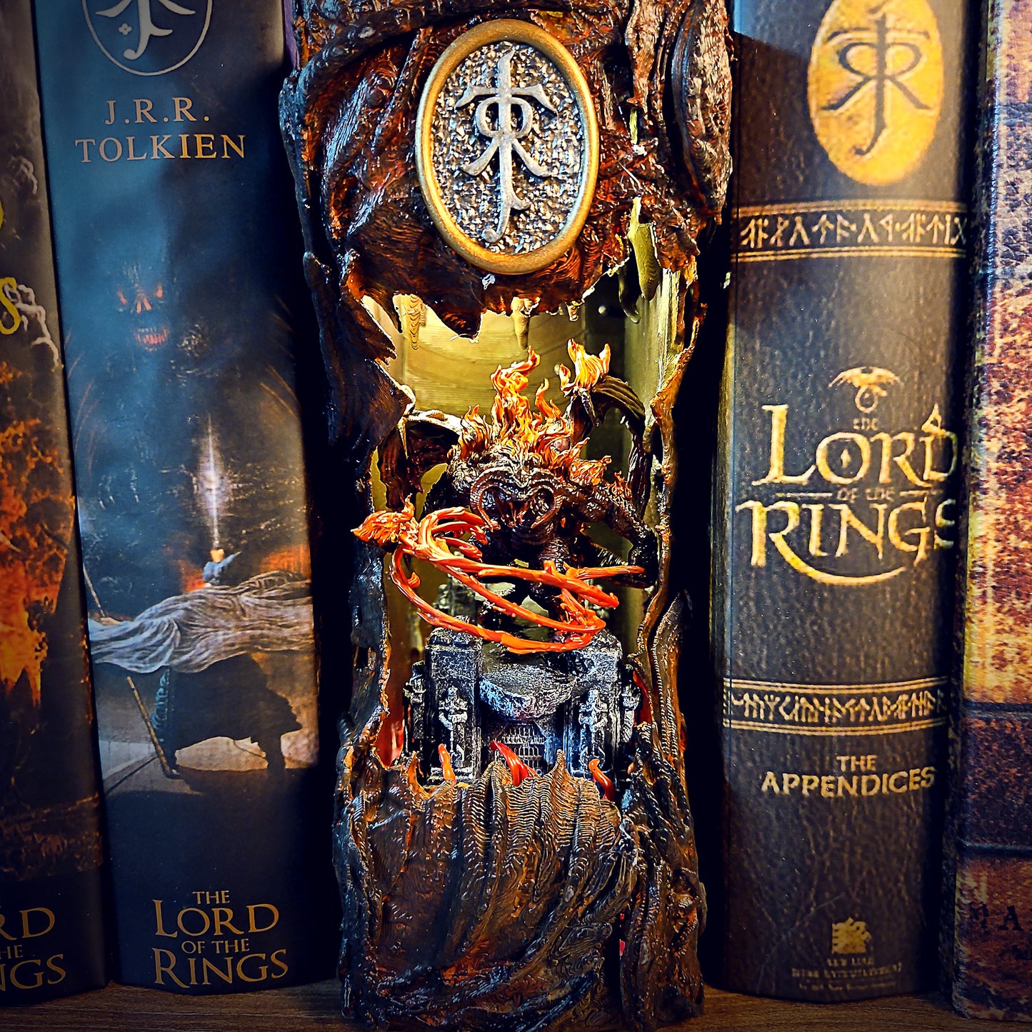 LOTR Book Nook – Handmade Diorama