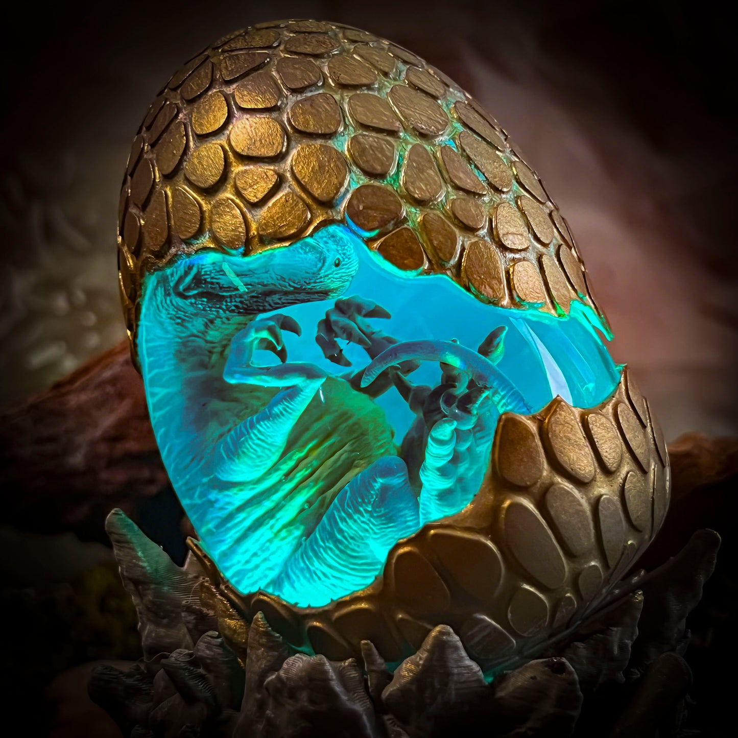 Raptor Hatchlight