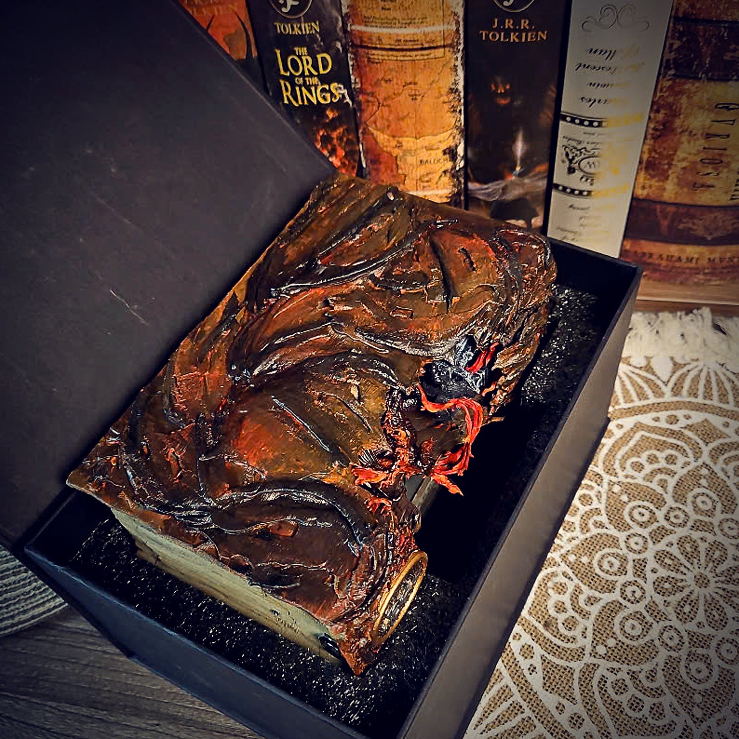 LOTR Book Nook – Handmade Diorama