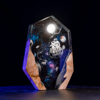 Lunar Dreamer