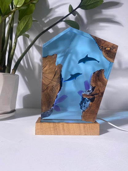 Dolphin style - Epoxy Resin Lamp