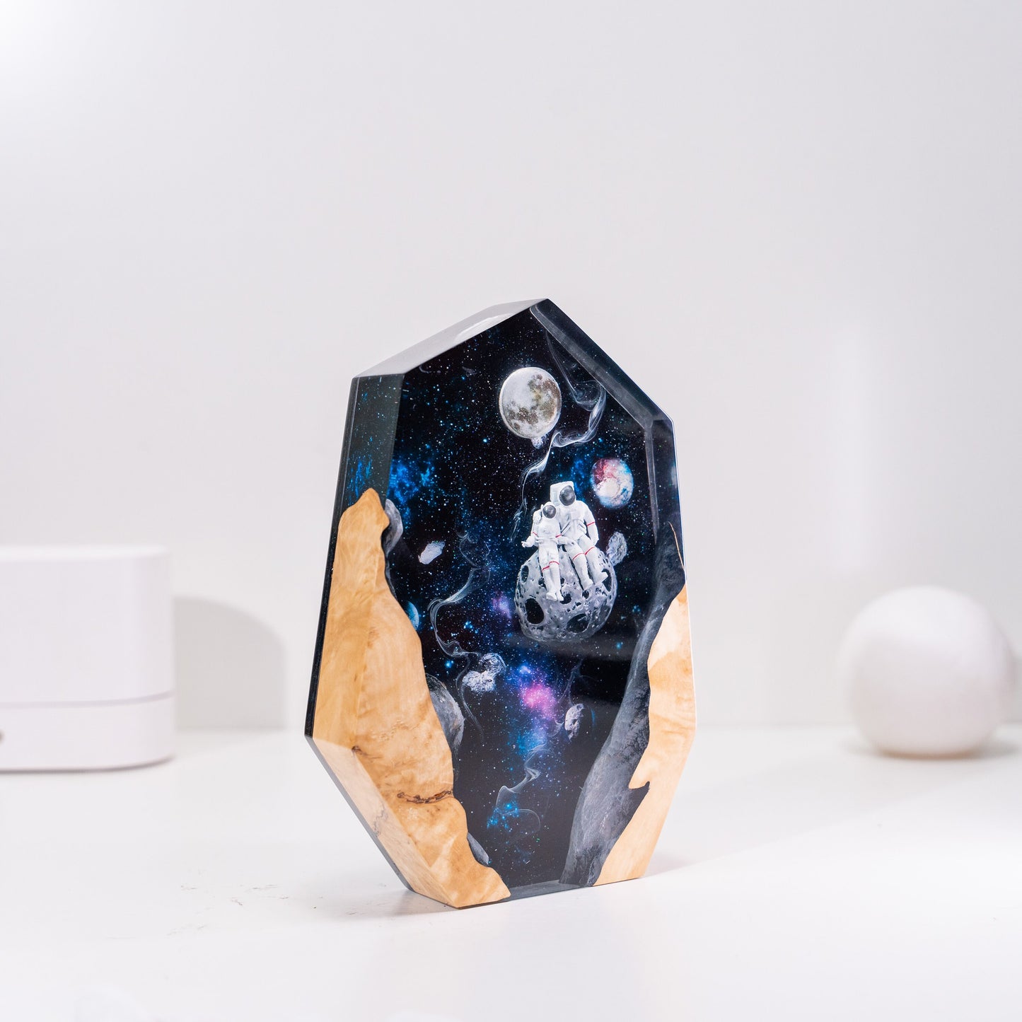 Lunar Dreamer
