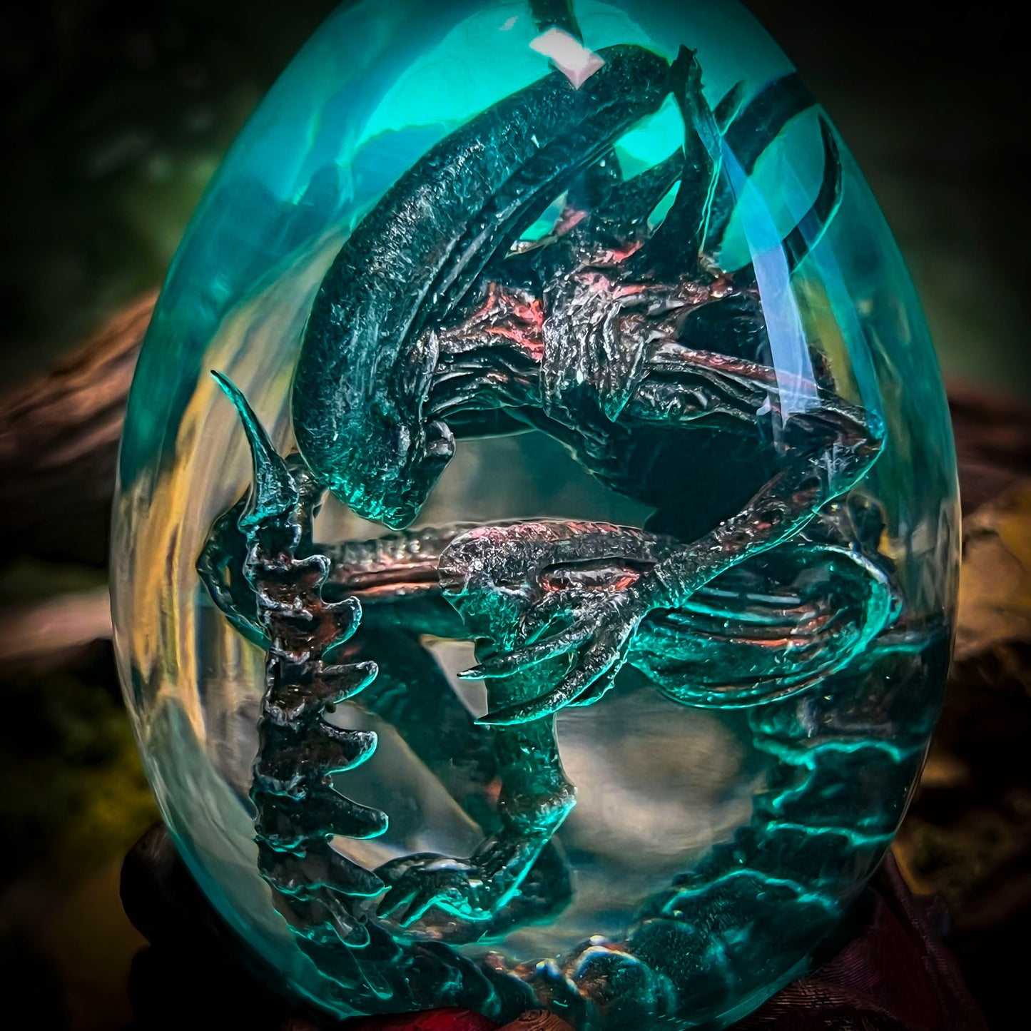 Space Monster Hatchlight
