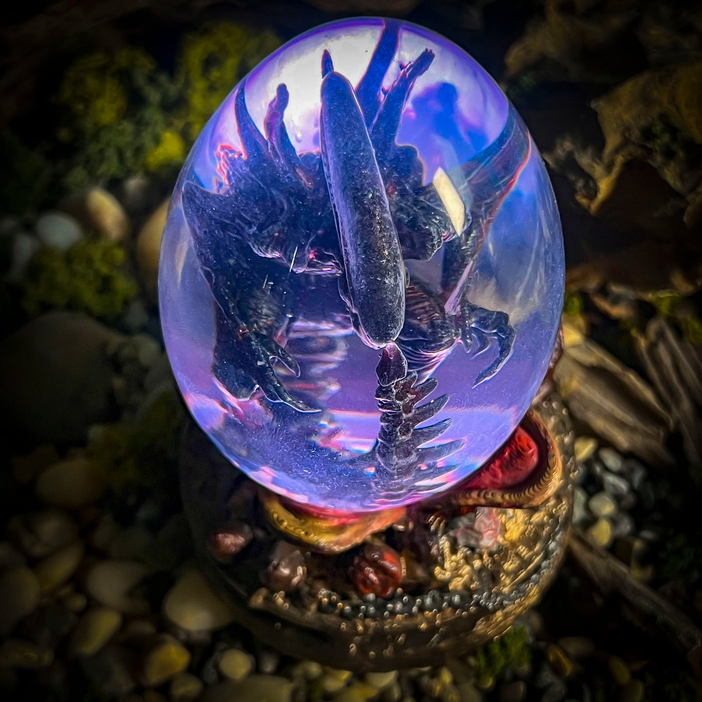 Space Monster Hatchlight