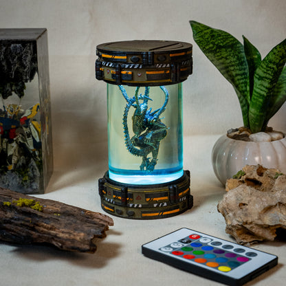 Alien Xenomorph Biolab Resin Lamp V1