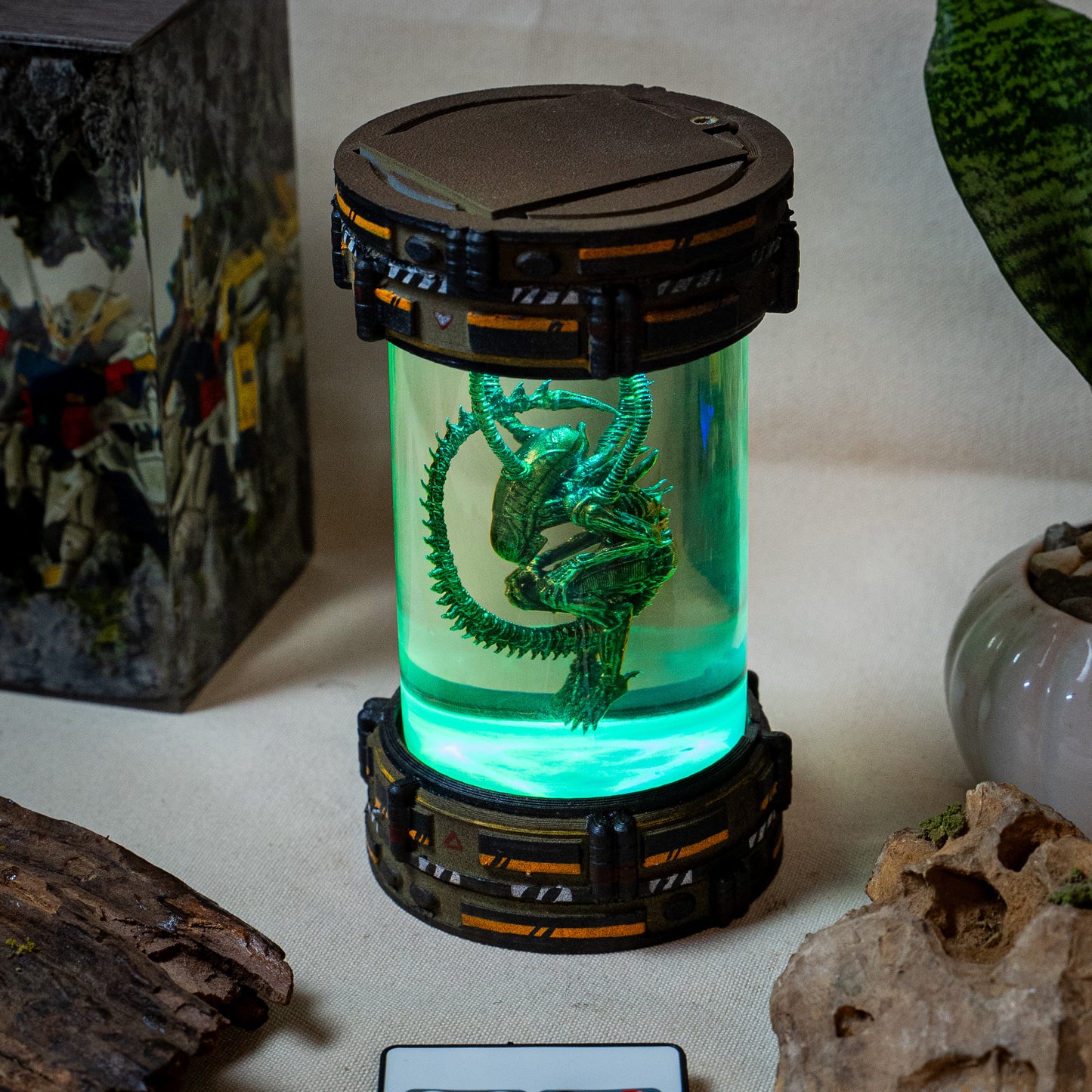 Alien Xenomorph Biolab Resin Lamp V1