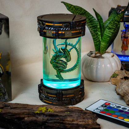 Alien Xenomorph Biolab Resin Lamp V1