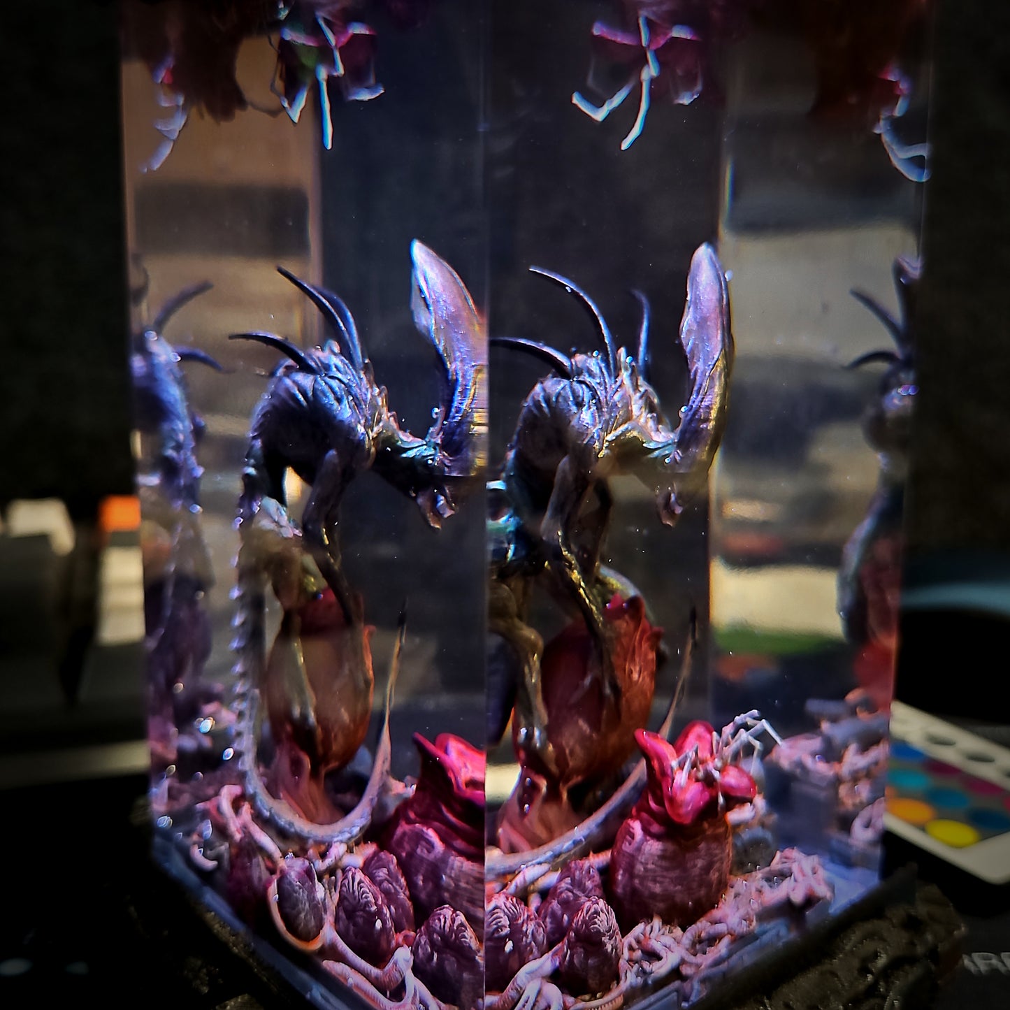 Xenomorph Monster Epoxy Resin Lamp