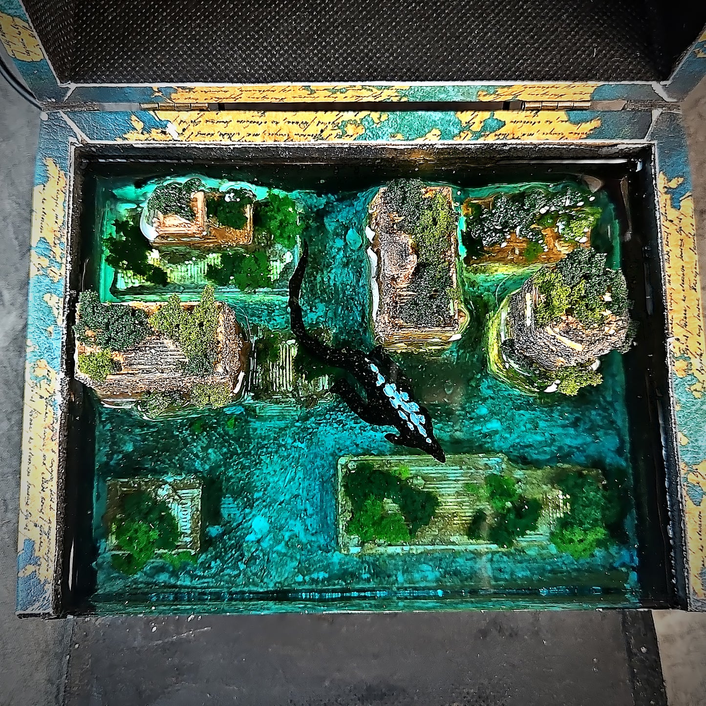 The Lost City Wooden Box Lights