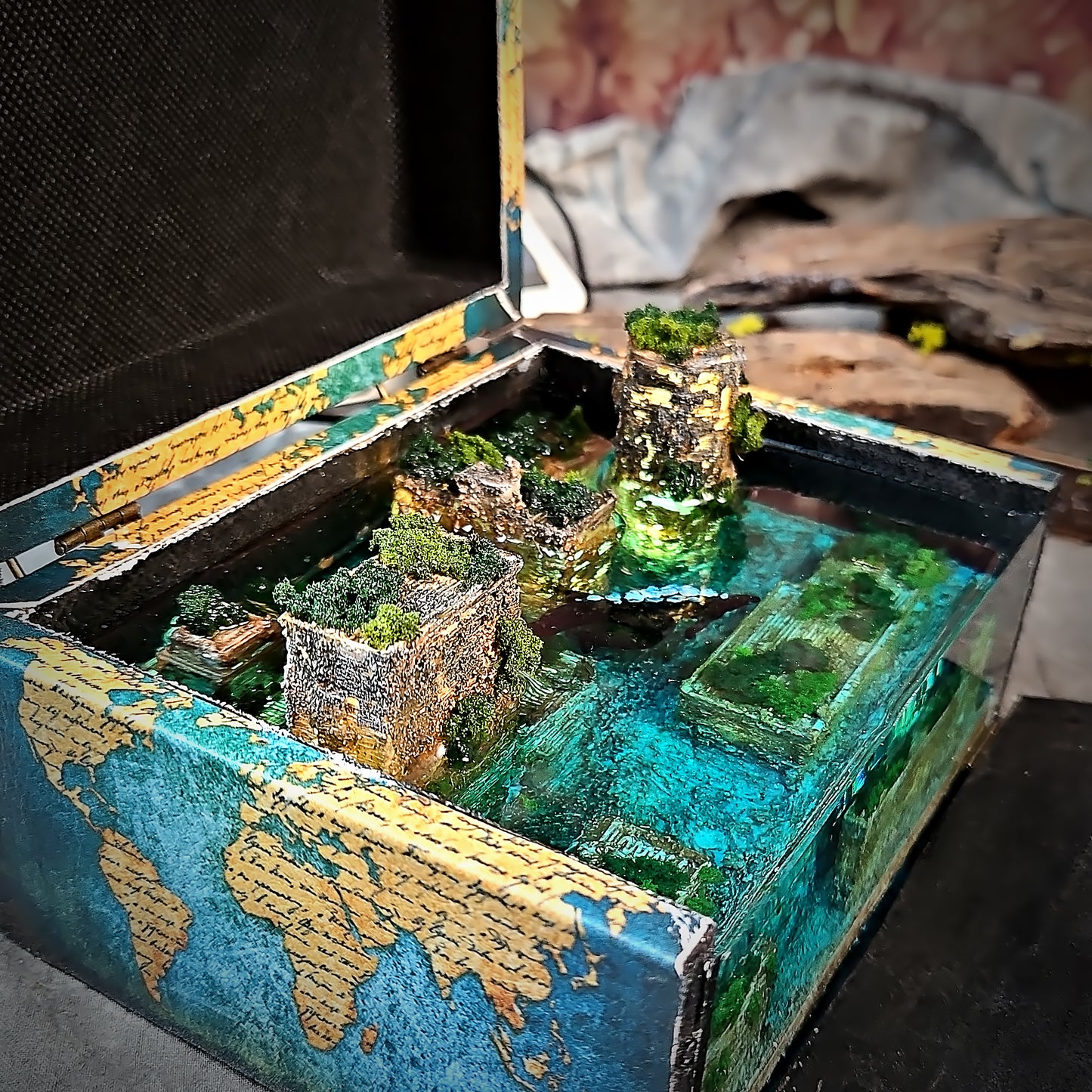 The Lost City Wooden Box Lights