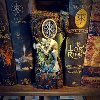 LOTR Book Nook – Handmade Diorama ( Golum )