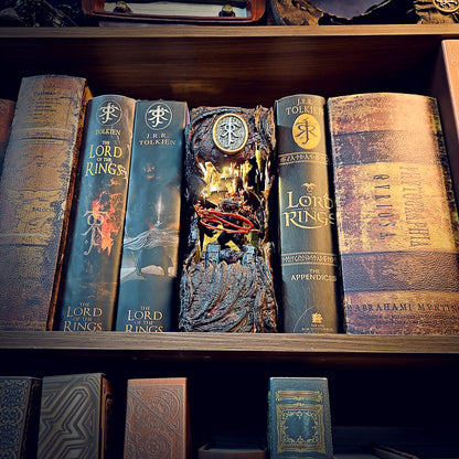LOTR Book Nook – Handmade Diorama