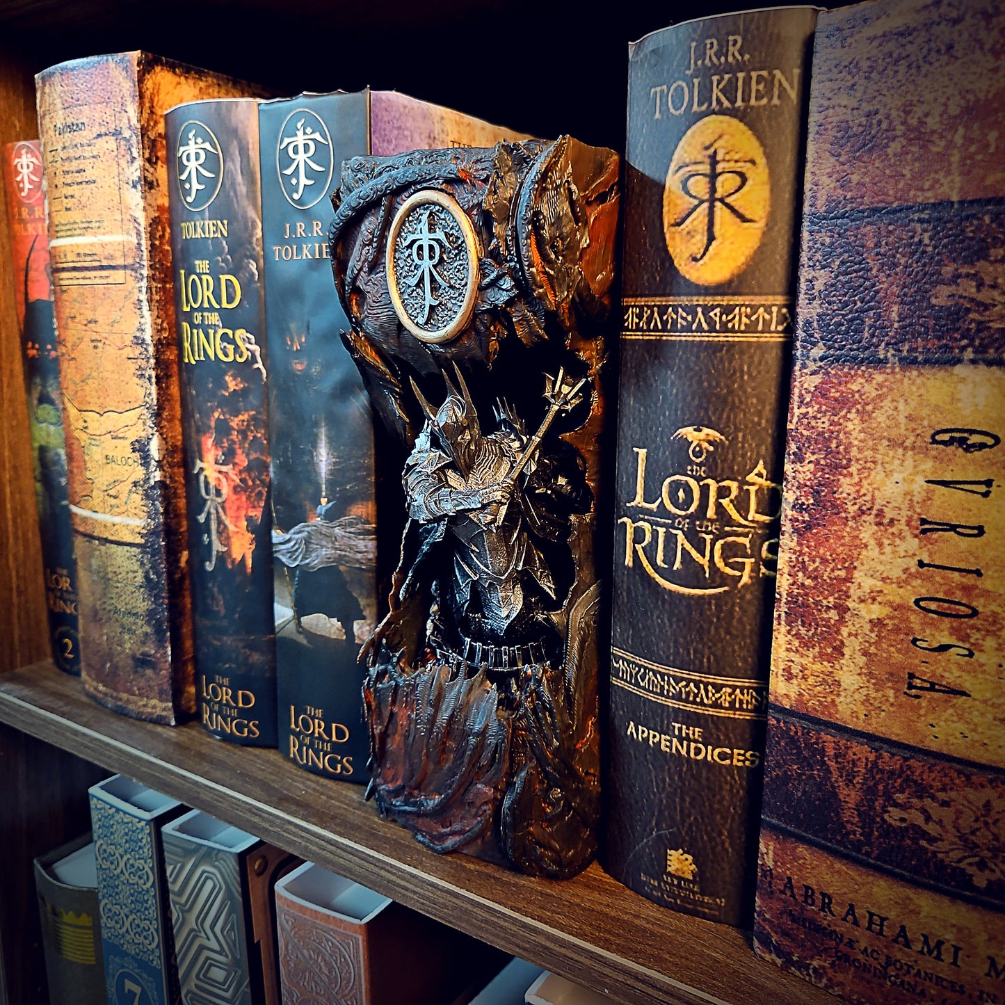 LOTR Book Nook – Handmade Diorama ( Sauron )