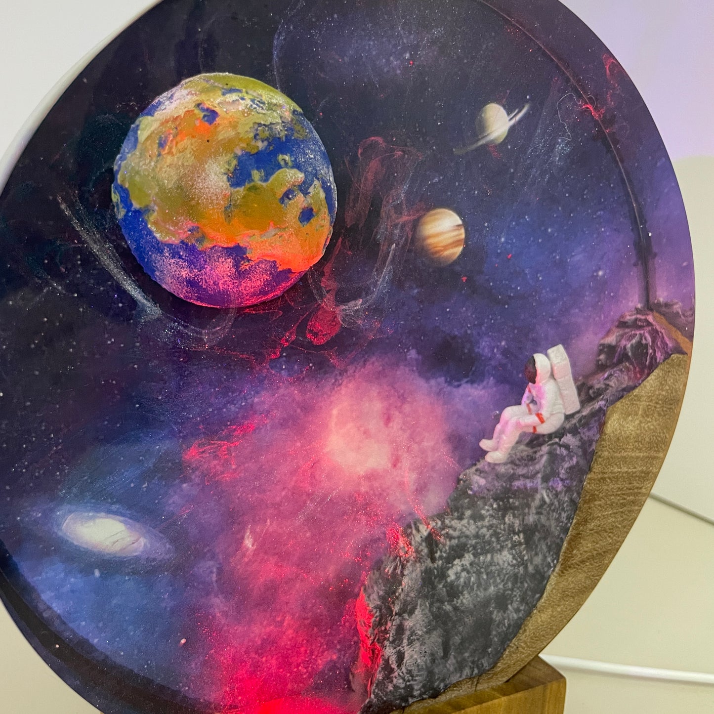 Astronaut and Earth - Epoxy Resin Lamp