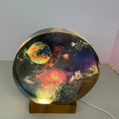 Astronaut and Earth - Epoxy Resin Lamp