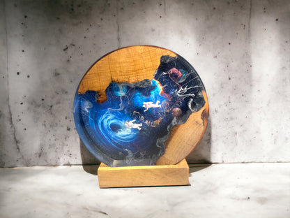 Astronaut - Epoxy Resin Lamp