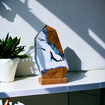 Whale - Epoxy Resin Lamp