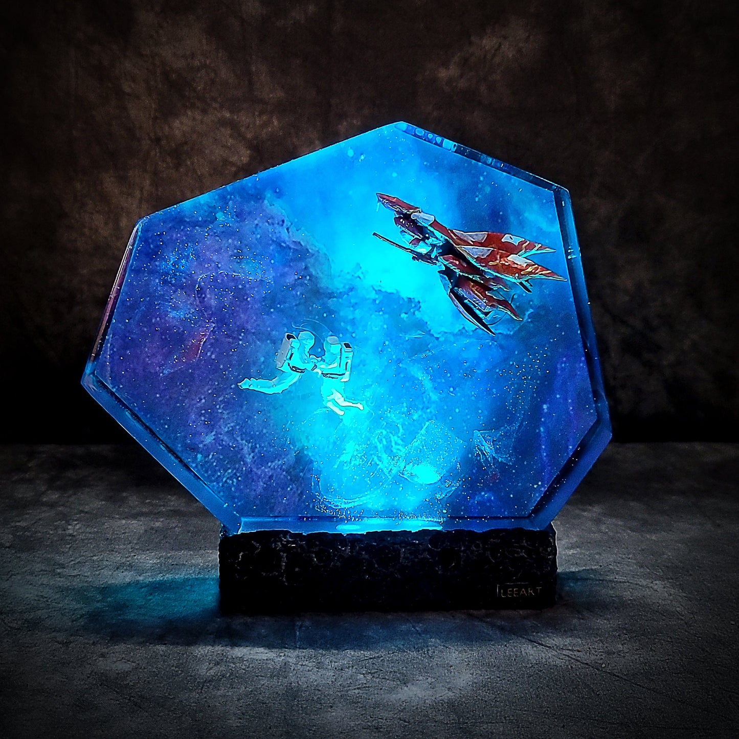 Galaxy - SPACESHIPS fantasy 8 & ASTRONAUT in INTERSTELLAR Resin Lamp