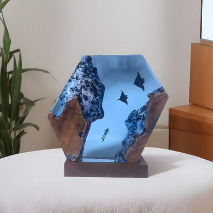 Ray and Diver - Epoxy Resin Lamp