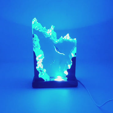 Orcinus orca - Epoxy Resin Lamp